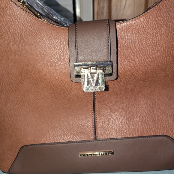 Mia K Collection Handbag - Picture 6 of 6